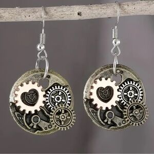 STEAMPUNK GEAR EARRINGS, NEW